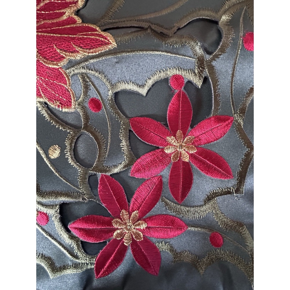 Poinsettia Cutout Embroidery Pillow Cover 16" x 16" Green Red Gold Holiday - Picture 4 of 7